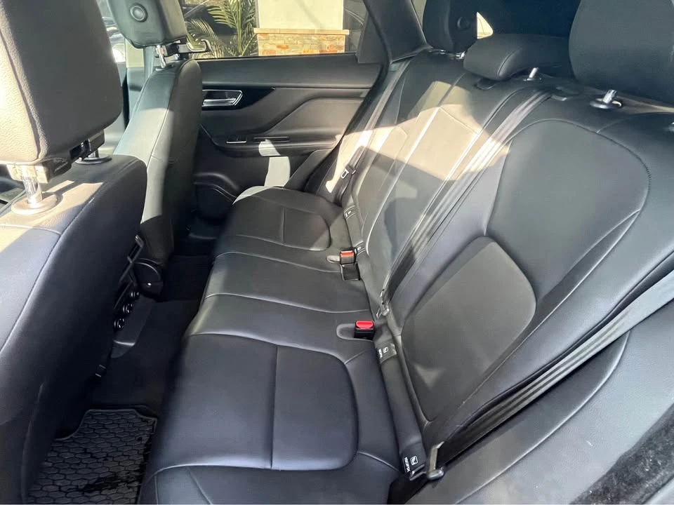 2020 Jaguar F-Pace - Image 12 of 19