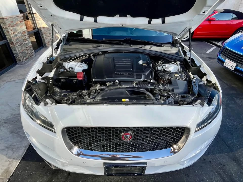 2020 Jaguar F-Pace - Image 18 of 19