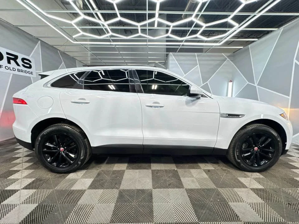 2020 Jaguar F-Pace - Image 9 of 20