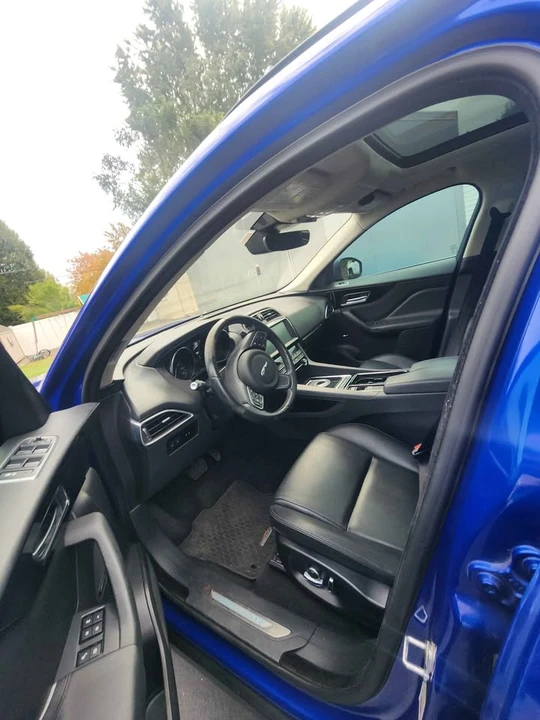 2020 Jaguar F-Pace - Image 2 of 6