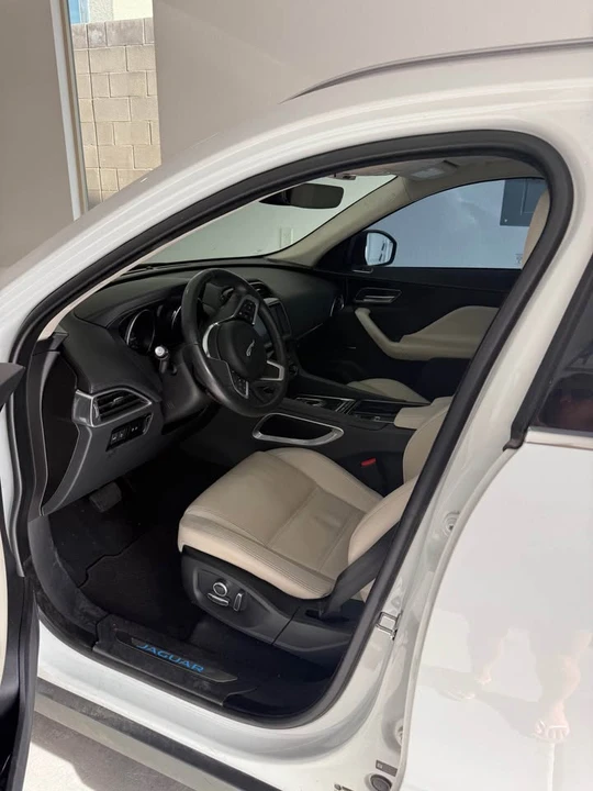 2020 Jaguar F-Pace - Image 3 of 12