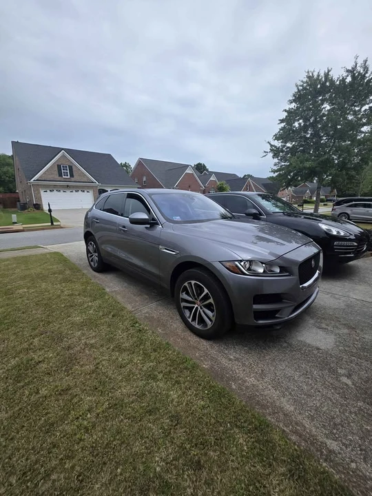 2020 Jaguar F-Pace - Image 11 of 20