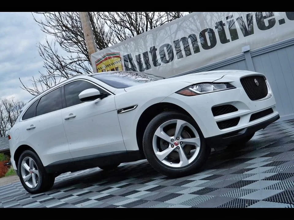 2020 Jaguar F-Pace - Image 2 of 21