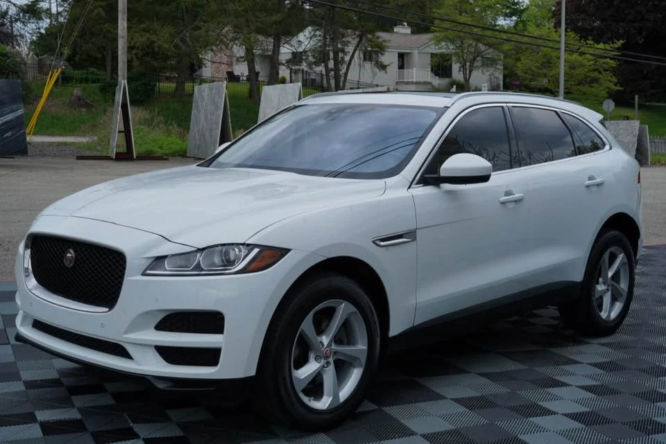 2020 Jaguar F-Pace - Image 6 of 21