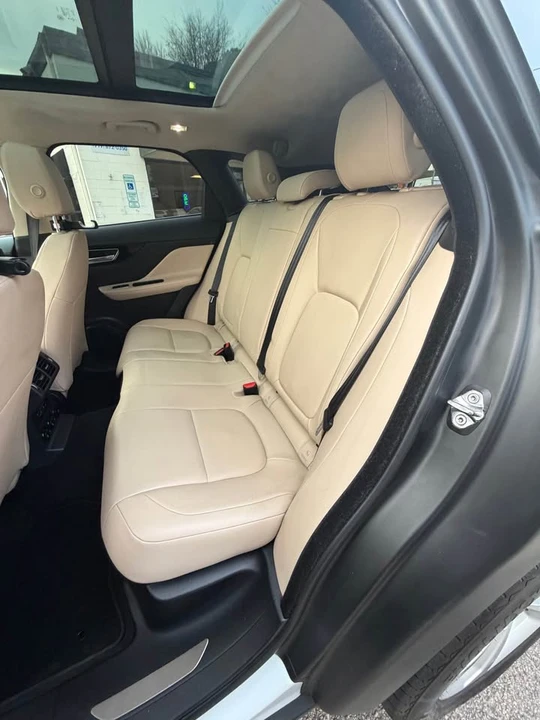 2020 Jaguar F-Pace - Image 19 of 20