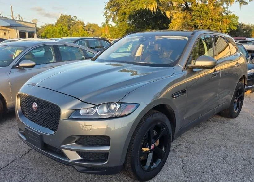 2020 Jaguar F-Pace - Image 3 of 17