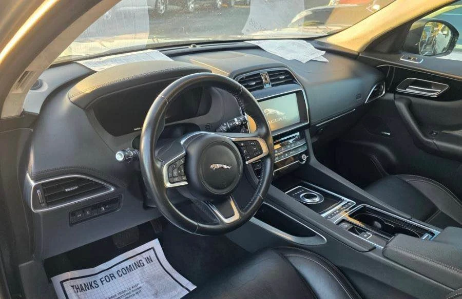 2020 Jaguar F-Pace - Image 6 of 17