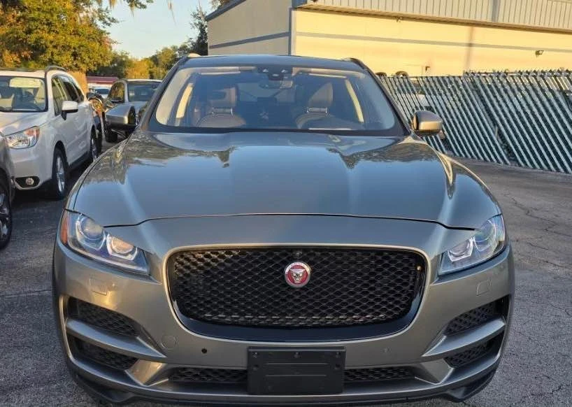 2020 Jaguar F-Pace - Image 2 of 17