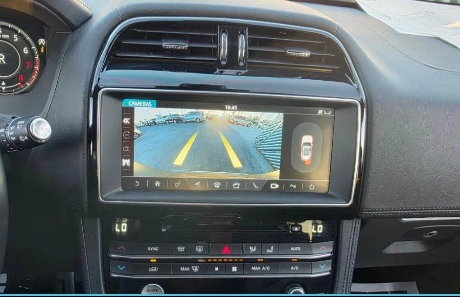 2020 Jaguar F-Pace - Image 16 of 17