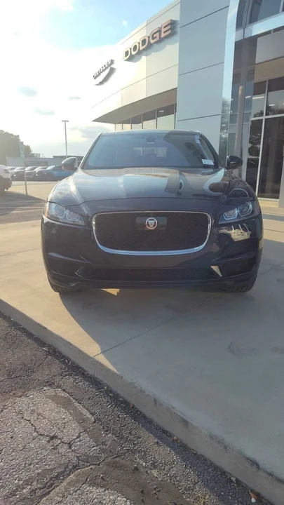 2020 Jaguar F-Pace - Image 4 of 7