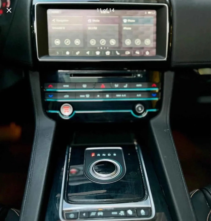 2020 Jaguar F-Pace - Image 11 of 14