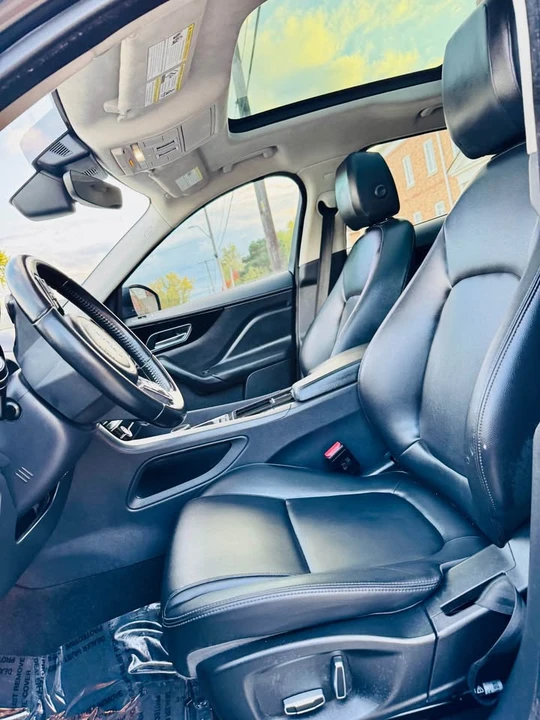2020 Jaguar F-Pace - Image 14 of 20