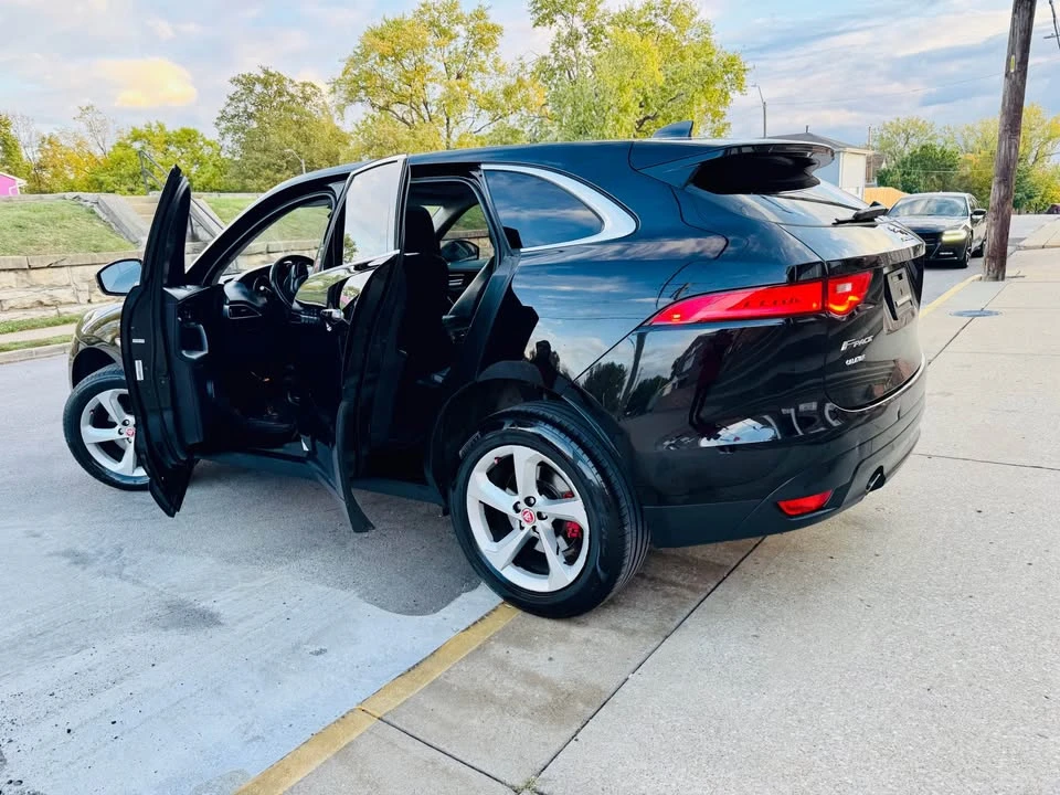 2020 Jaguar F-Pace - Image 3 of 20