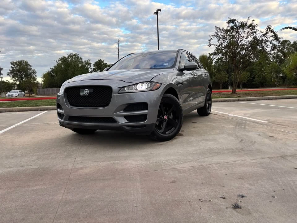 2020 Jaguar F-Pace - Image 3 of 15