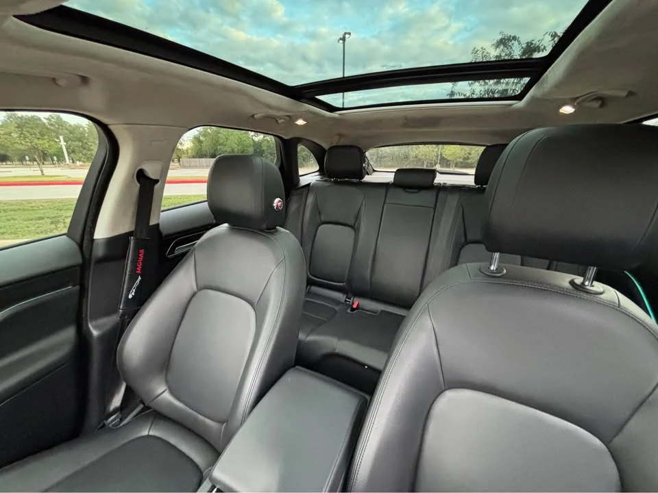 2020 Jaguar F-Pace - Image 13 of 15