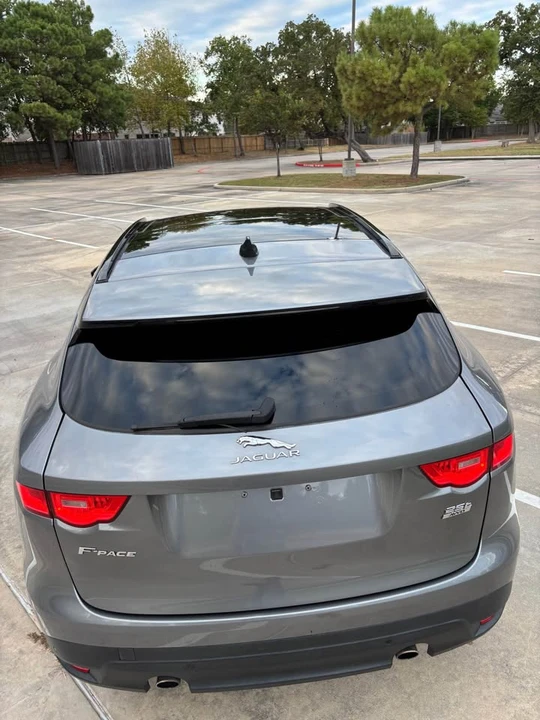 2020 Jaguar F-Pace - Image 4 of 15