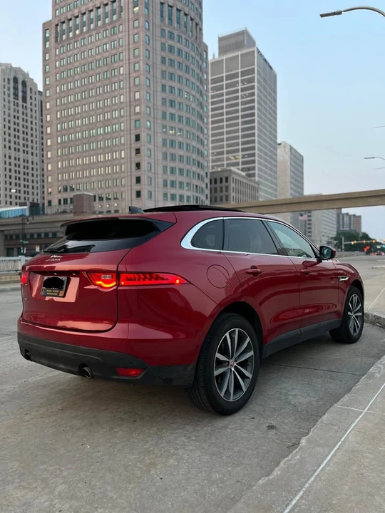 2020 Jaguar F-Pace - Image 6 of 16