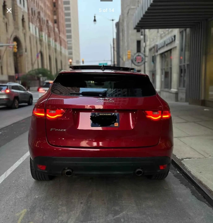 2020 Jaguar F-Pace - Image 5 of 14