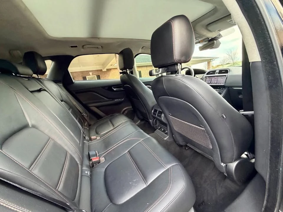 2020 Jaguar F-Pace - Image 10 of 19