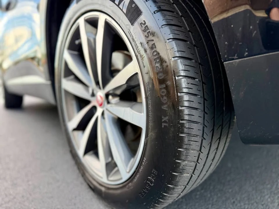 2020 Jaguar F-Pace - Image 19 of 19