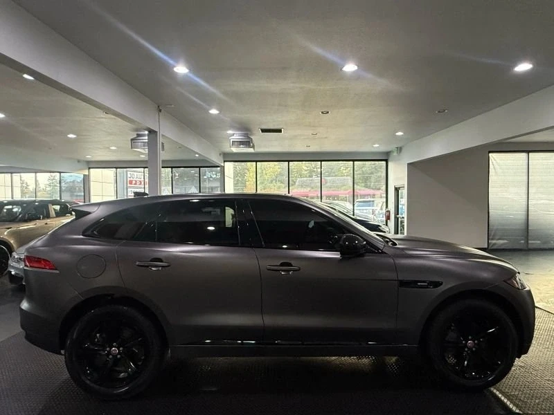 2020 Jaguar F-Pace - Image 8 of 20