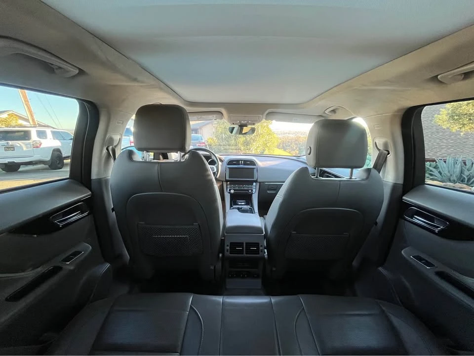 2020 Jaguar F-Pace - Image 12 of 19
