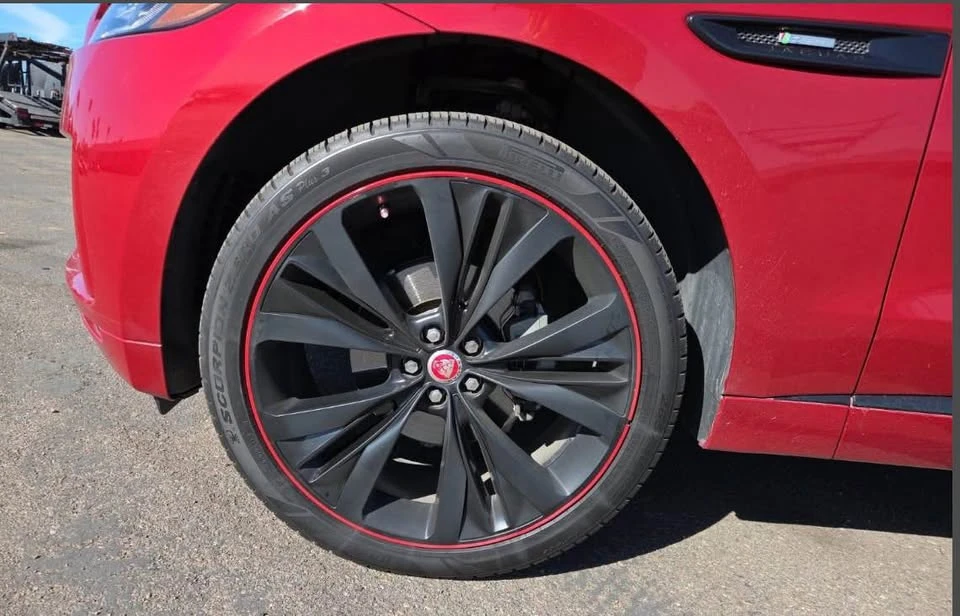 2020 Jaguar F-Pace - Image 3 of 15