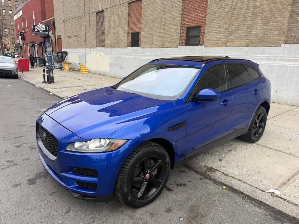 2020 Jaguar F-Pace - Image 2 of 18