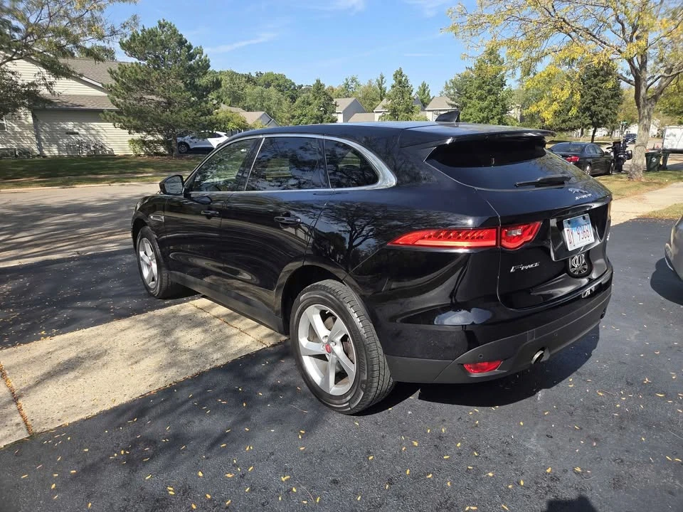 2020 Jaguar F-Pace - Image 3 of 11