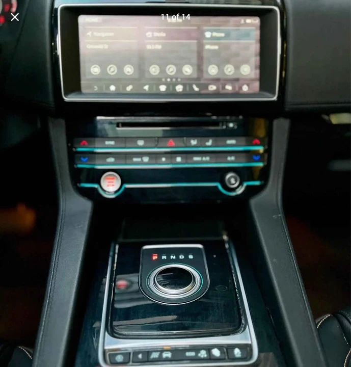 2020 Jaguar F-Pace - Image 10 of 13
