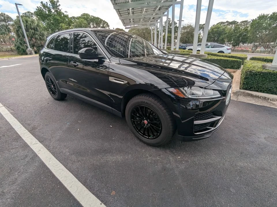 2020 Jaguar F-Pace - Image 4 of 16