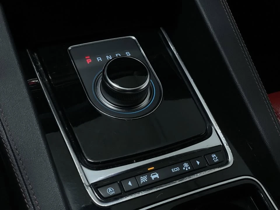 2020 Jaguar F-Pace - Image 19 of 20