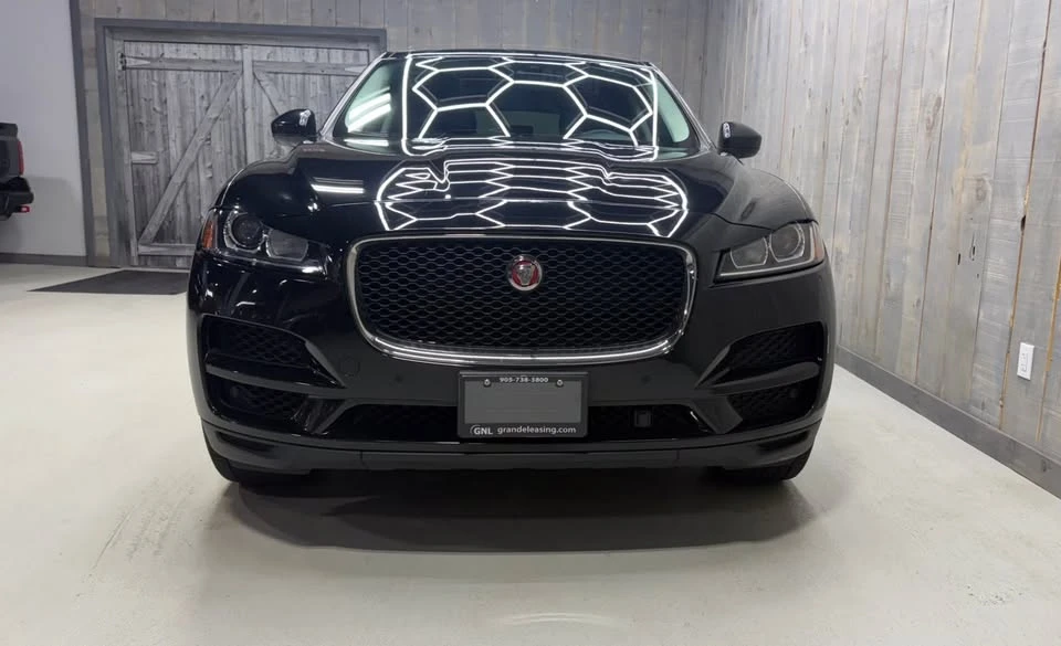 2020 Jaguar F-Pace - Image 3 of 19