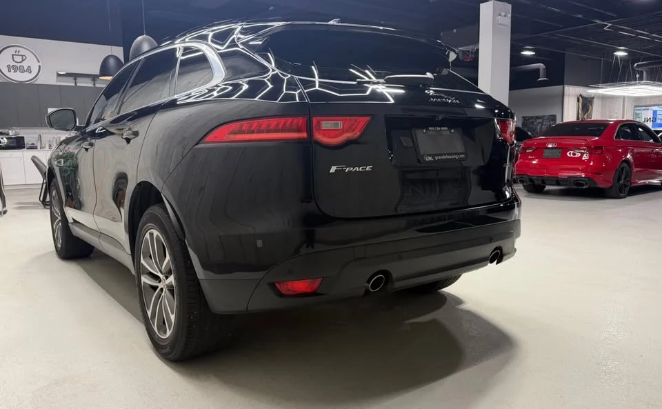 2020 Jaguar F-Pace - Image 6 of 19