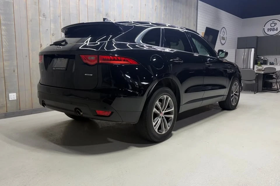 2020 Jaguar F-Pace - Image 5 of 19