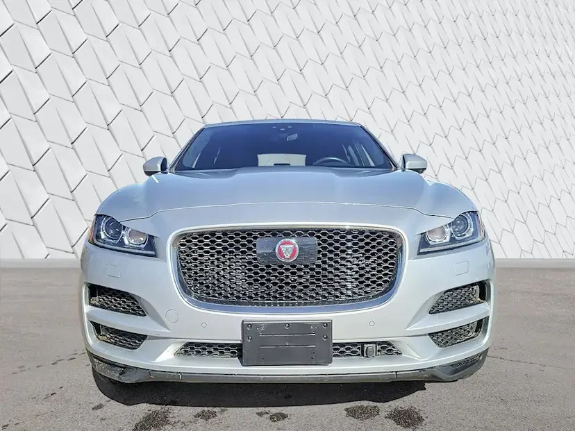 2020 Jaguar F-Pace - Image 2 of 14