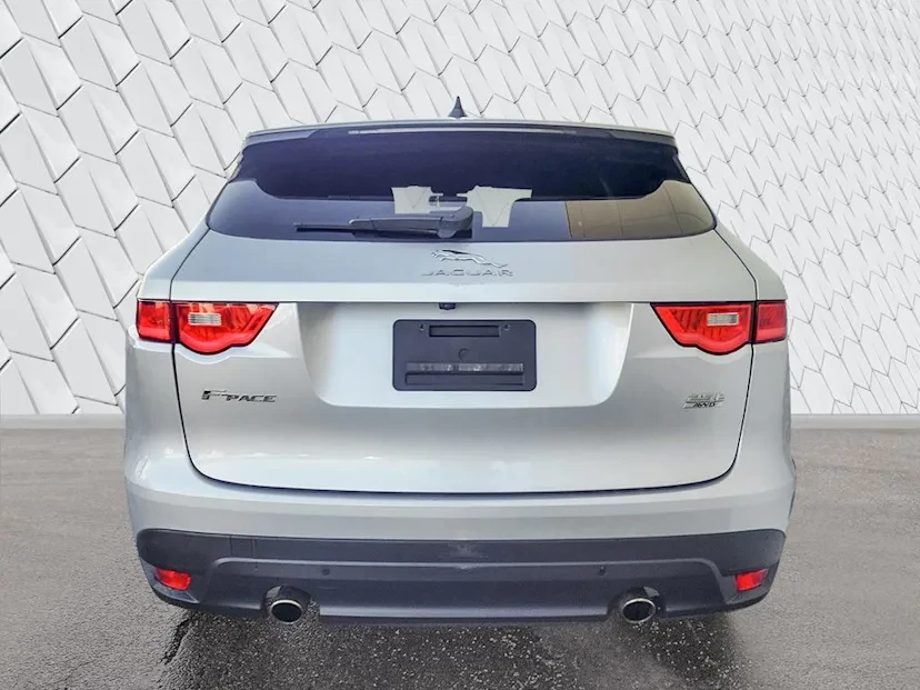 2020 Jaguar F-Pace - Image 5 of 14