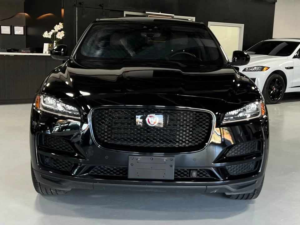 2020 Jaguar F-Pace - Image 2 of 17