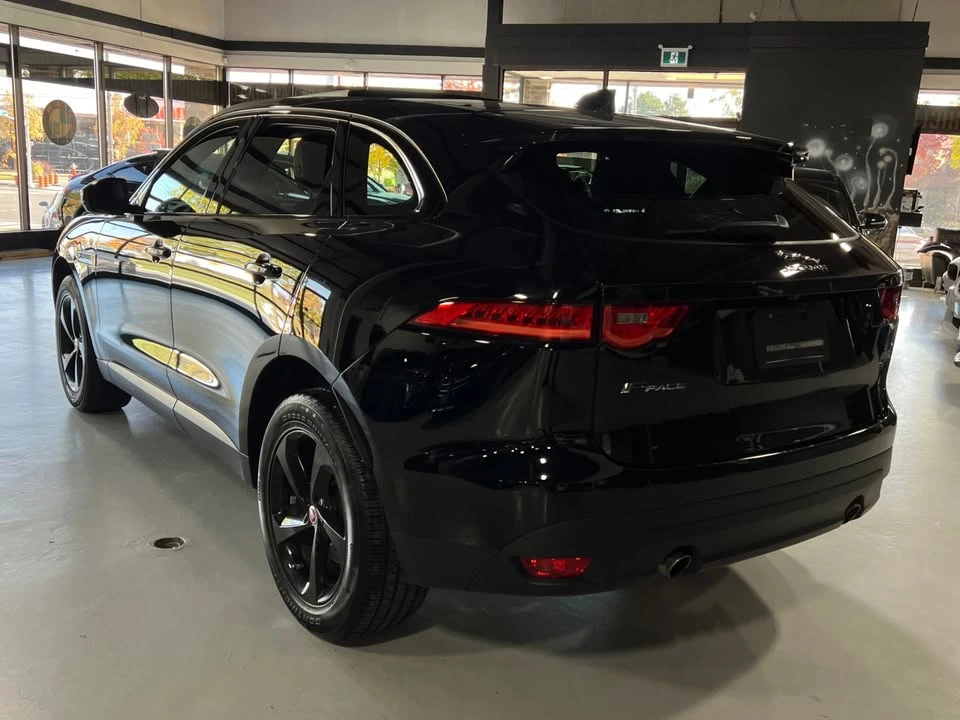 2020 Jaguar F-Pace - Image 6 of 17