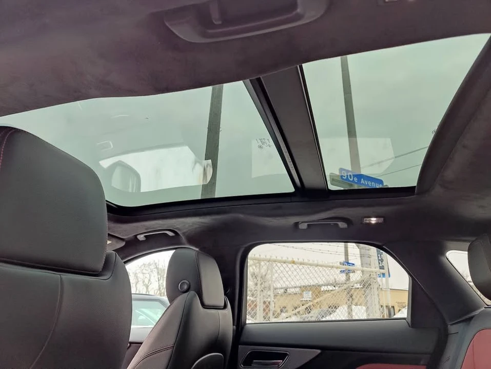 2020 Jaguar F-Pace - Image 14 of 19