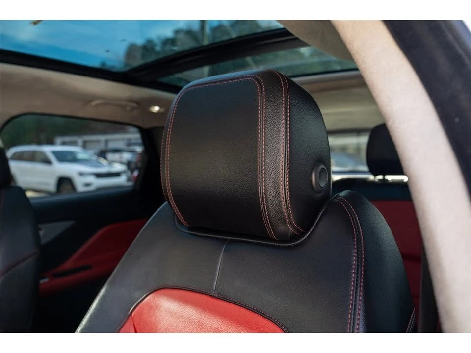 2020 Jaguar F-Pace - Image 19 of 19