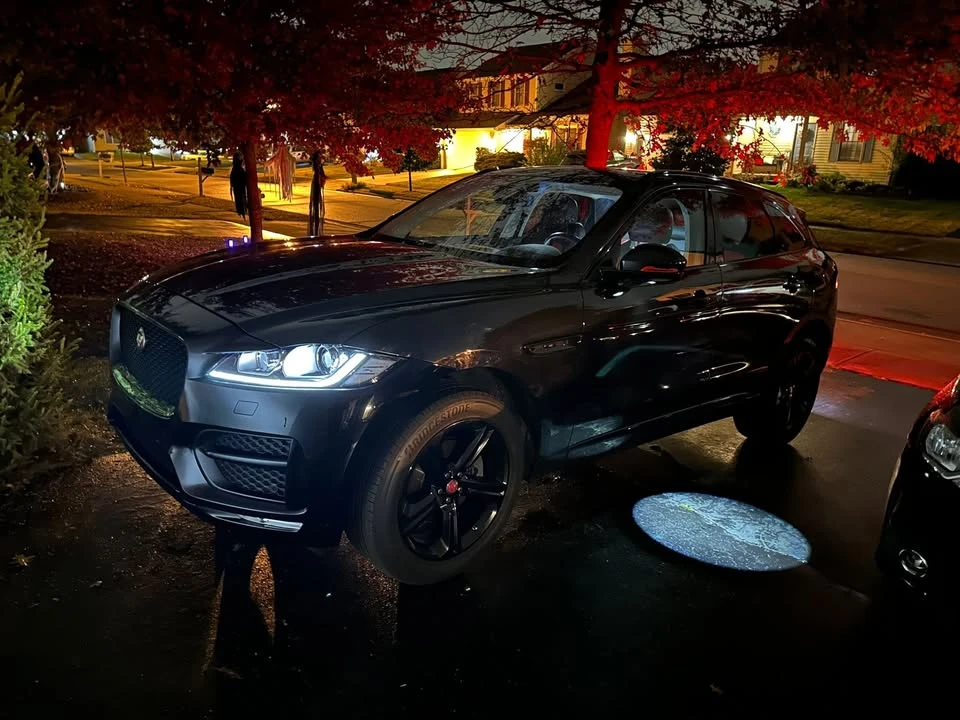 2020 Jaguar F-Pace - Image 16 of 18