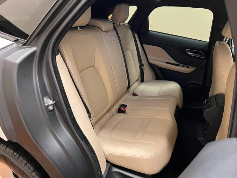 2020 Jaguar F-Pace - Image 13 of 17
