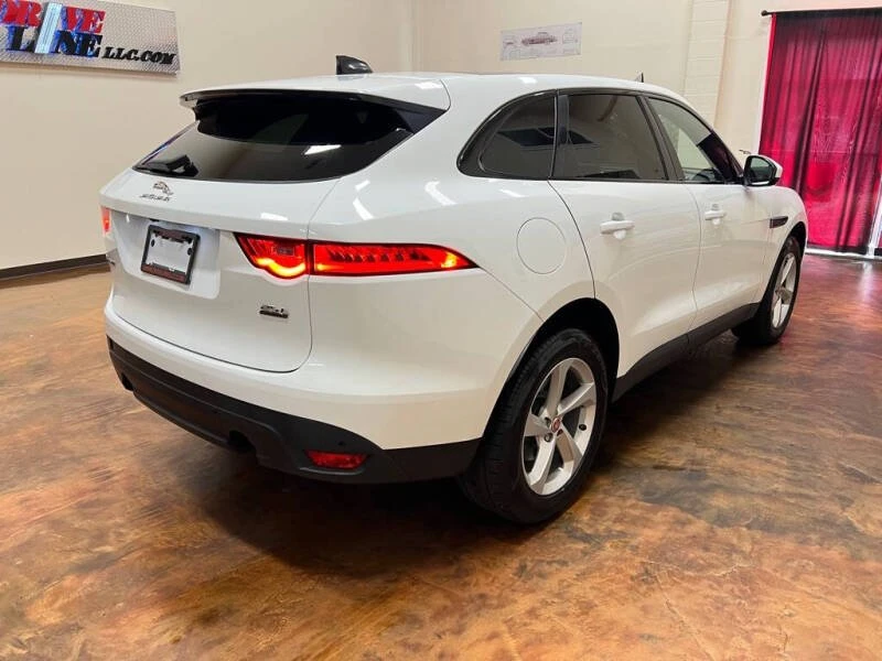 2020 Jaguar F-Pace - Image 4 of 17