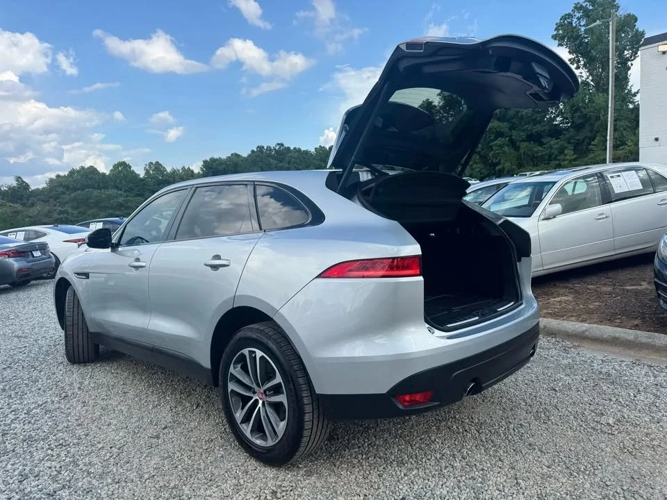 2020 Jaguar F-Pace - Image 14 of 19