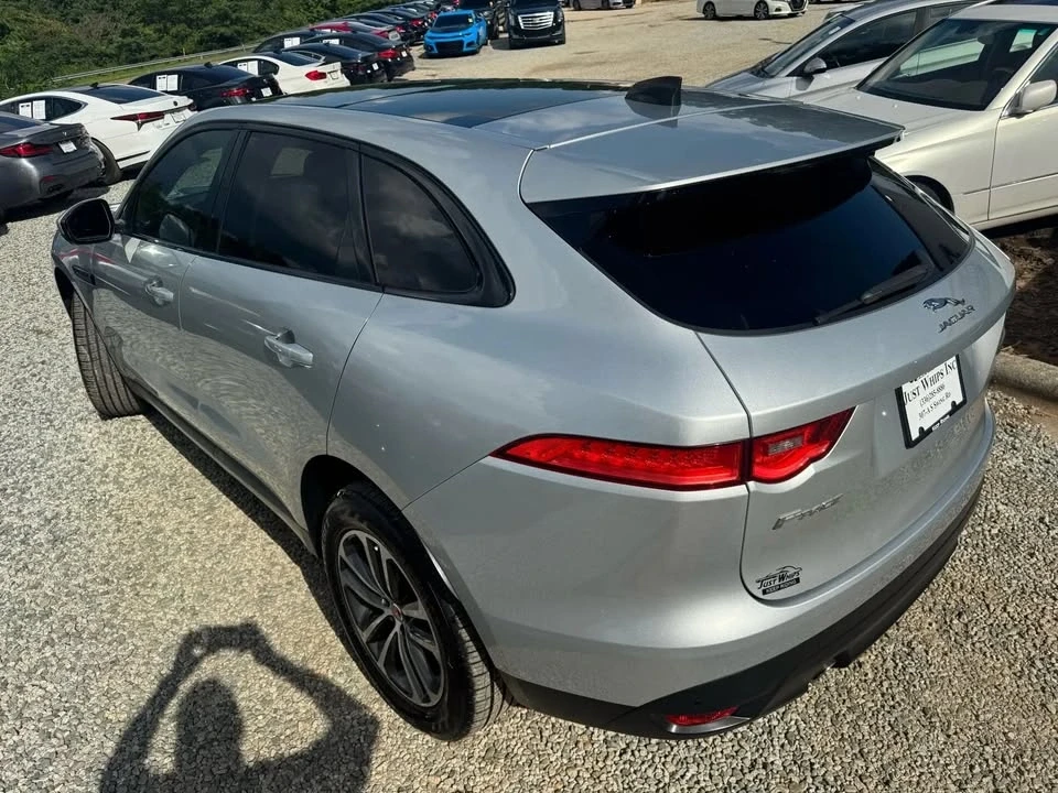 2020 Jaguar F-Pace - Image 3 of 19