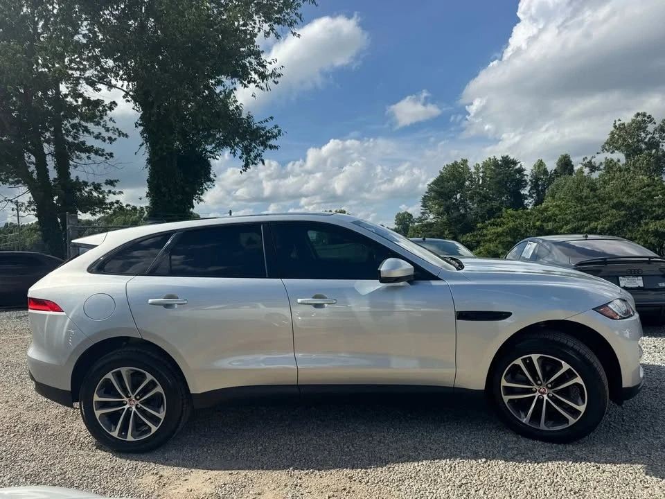 2020 Jaguar F-Pace - Image 5 of 19