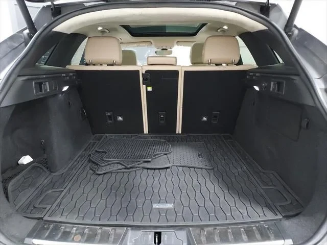 2020 Jaguar F-Pace - Image 17 of 19
