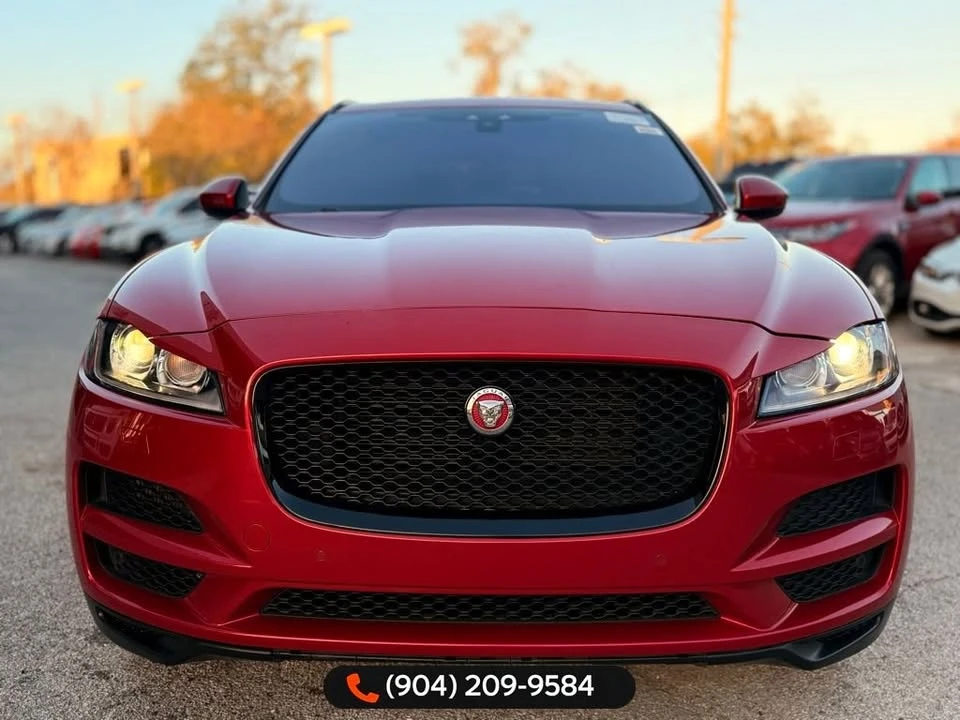 2020 Jaguar F-Pace - Image 10 of 20