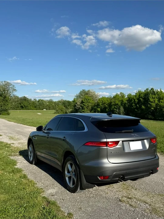 2020 Jaguar F-Pace - Image 6 of 13